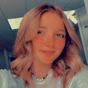 Meet your Posher, Addison